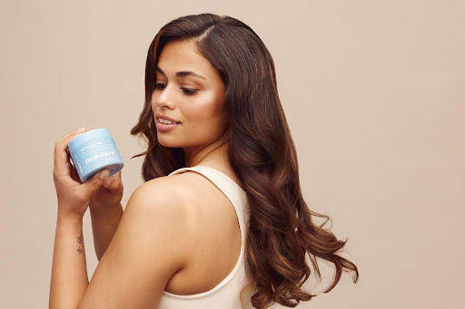 Wie das richtige Shampoo zu starkem und gepflegtem Haar beiträgt